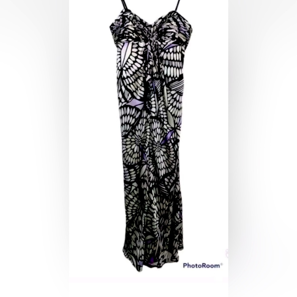 Elegant LAUNDRY by Shelli Segal 100% Silk Maxi Dress Size 10 used once.